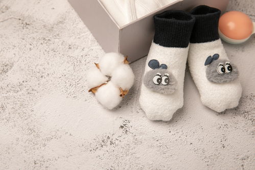 纯白学步袜童鞋 捕捉童真瞬间的摄影与设计指南